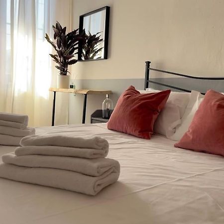2-Bedroom Flat In The Heart Of Bergamo City Centre Kültér fotó