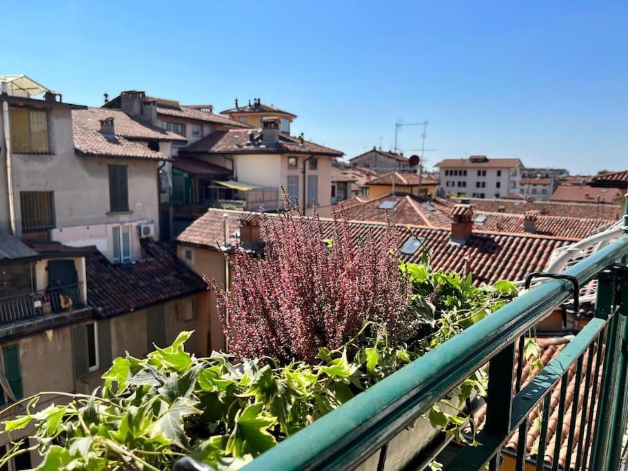 2-Bedroom Flat In The Heart Of Bergamo City Centre Kültér fotó
