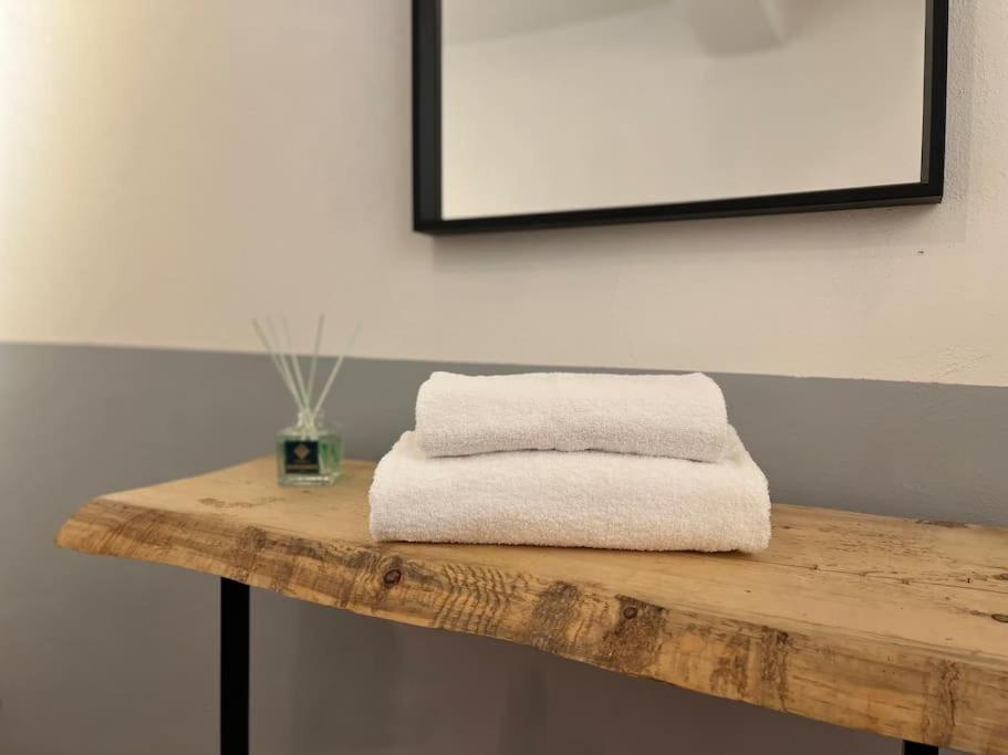 2-Bedroom Flat In The Heart Of Bergamo City Centre Kültér fotó