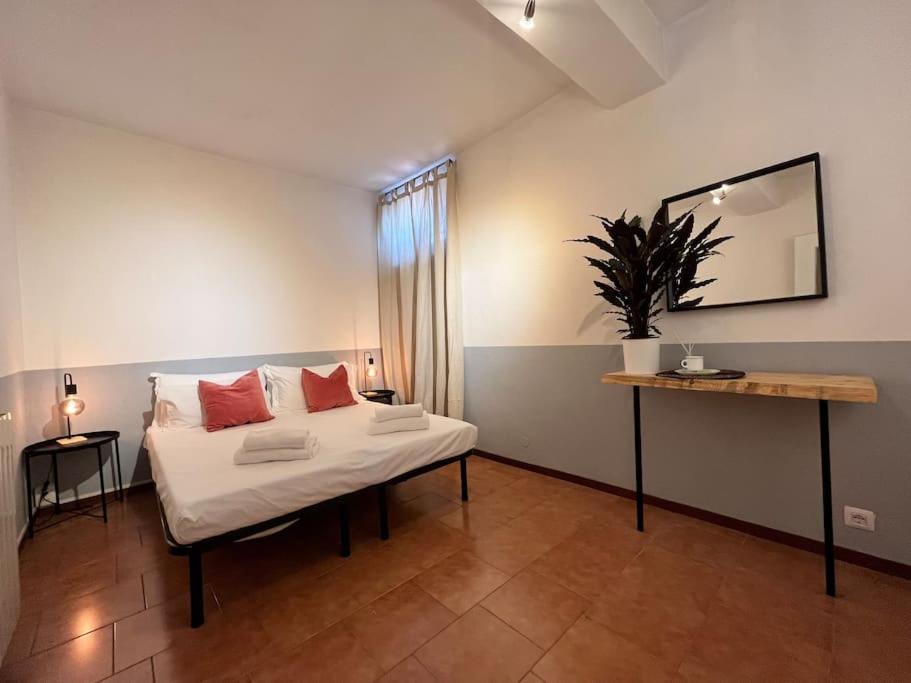 2-Bedroom Flat In The Heart Of Bergamo City Centre Kültér fotó